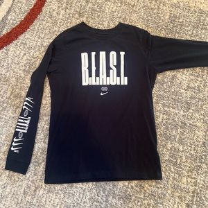 Nike 🖤🤍 shirt Brothers Eat And Stay Together BEAST shirt. Boys preteen teen xl